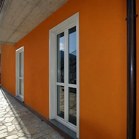 Daire Sleeps 4 Pool Wifi T801705 *