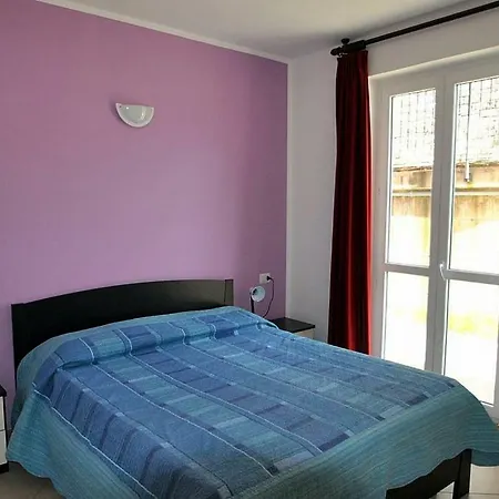 Sleeps 4 Pool Wifi T801705 Vercana