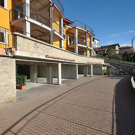Daire Sleeps 4 Pool Wifi T801705 Vercana