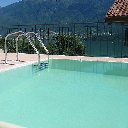 Apartment Sleeps 4 Pool Wifi T801705